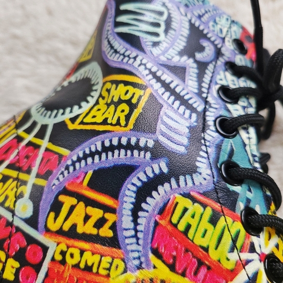 RARE Dr Martens x Mark Wigan 1460 Neon Bright Comic Book Graphic Limited… - Picture 5 of 13